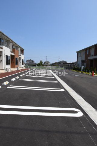 【南相馬市原町区牛越のアパートの駐車場】