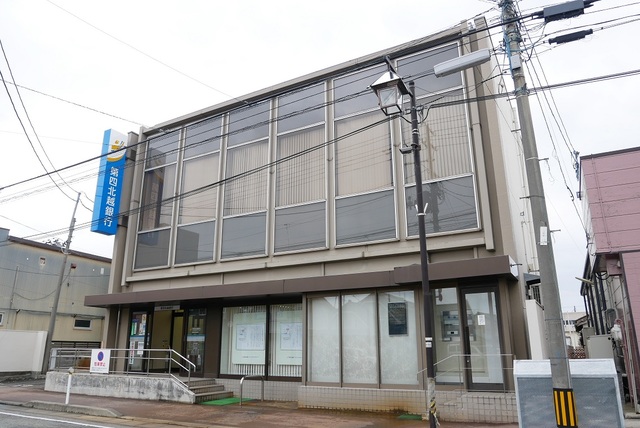 銀行　第四北越銀行豊栄中央支店（銀行）まで1177m