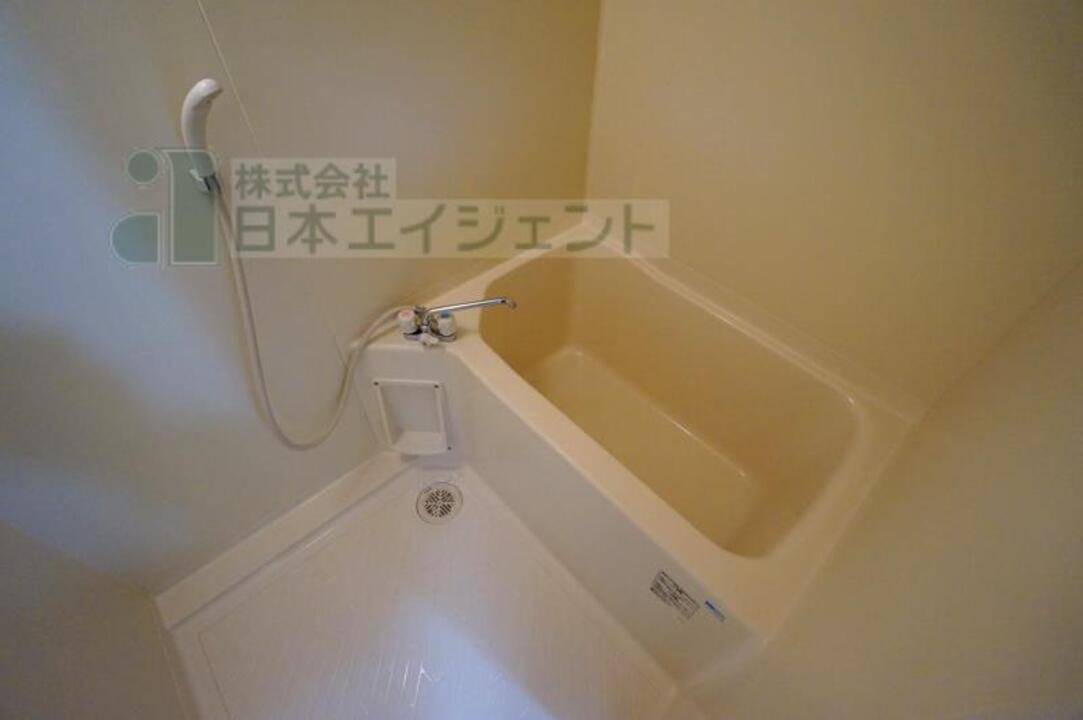 バス・シャワールーム　浴室