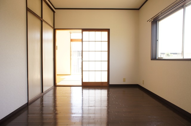 居室・リビング　図面と現状に相違がある場合には現状を優先