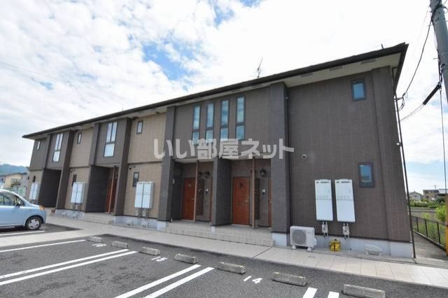 宇城市小川町江頭のアパートの建物外観