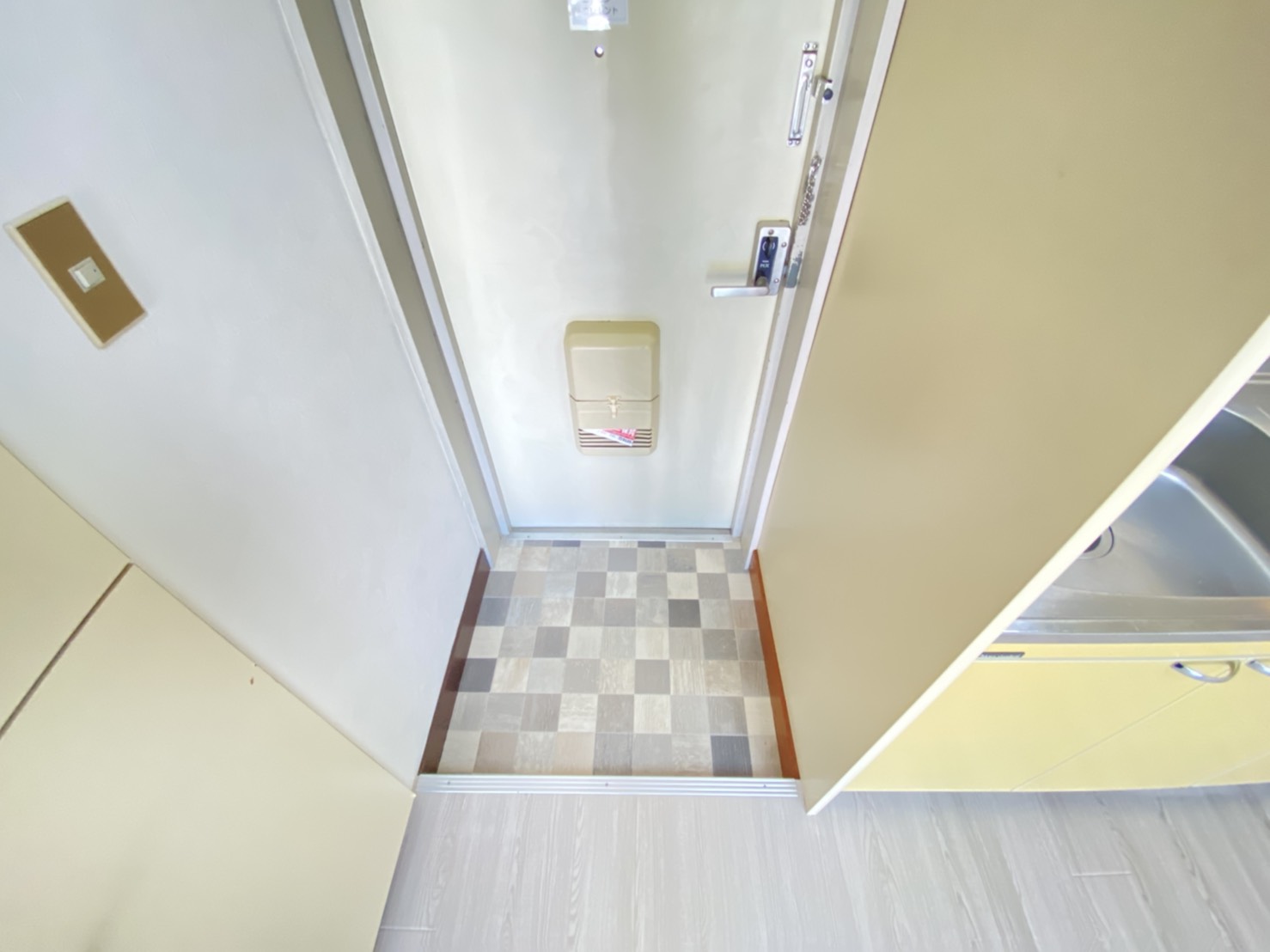 玄関　シンプルで使いやすい玄関です