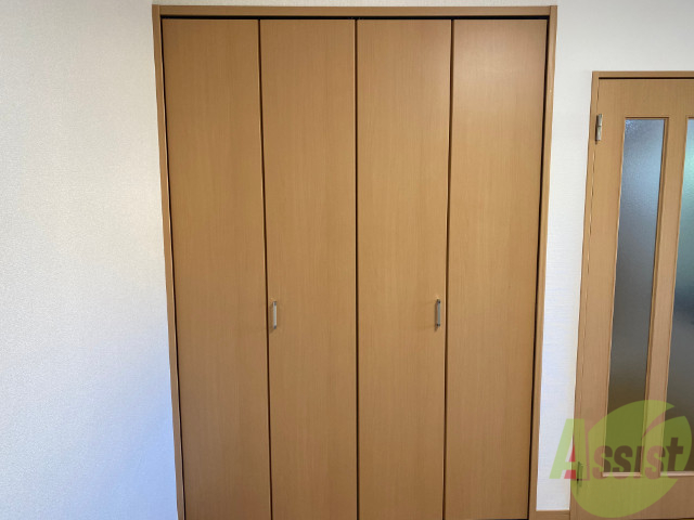 収納　収納はこちらです。高さも十分ございますね。