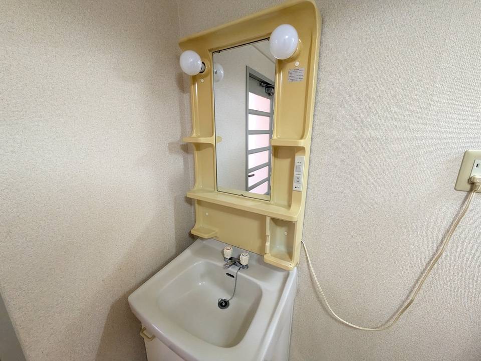 洗面設備　ドレッサー