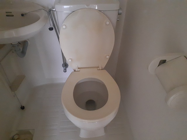 トイレ　３点ユニットバス