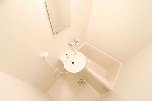 バス・シャワールーム　浴室乾燥機で雨や雪の日でもらくらくお洗濯！