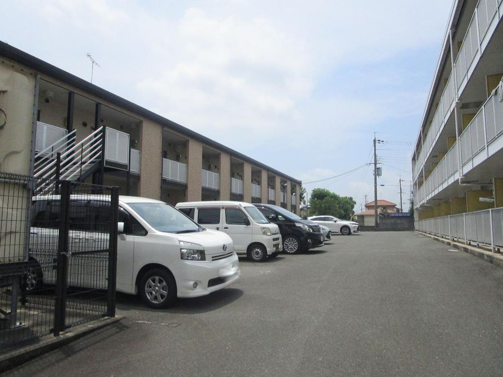 駐車場　駐車場