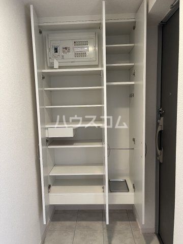収納