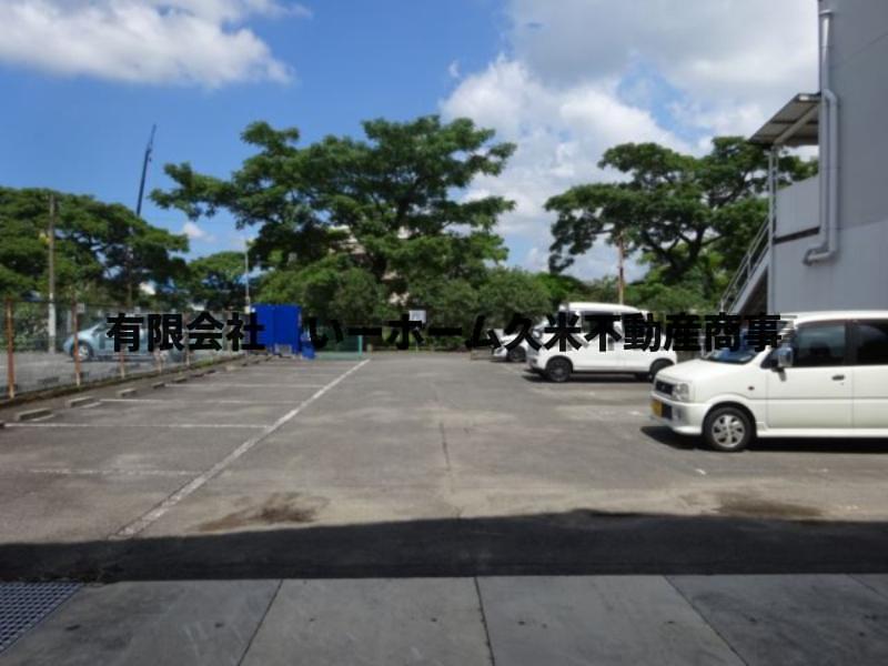 駐車場　駐車場完備です