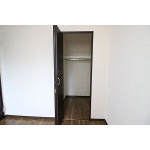 収納　401号室室内写真参照(202号室は反転