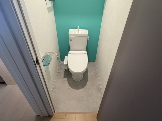 トイレ　トイレ