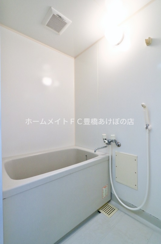 バス・シャワールーム　同型別部屋写真