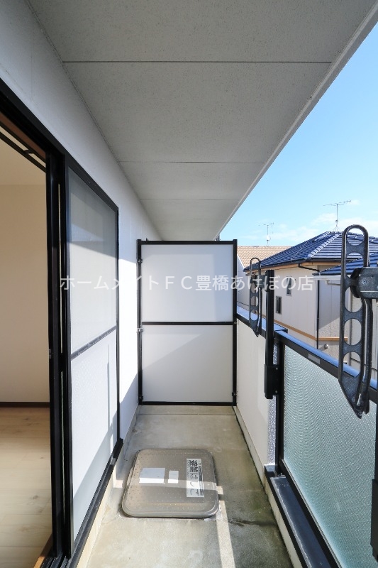 バルコニー　同型別部屋写真