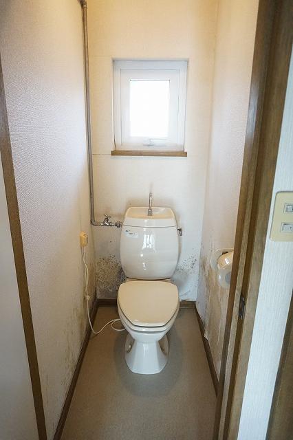 トイレ　トイレ