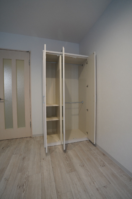 収納　同じ建物の別なお部屋