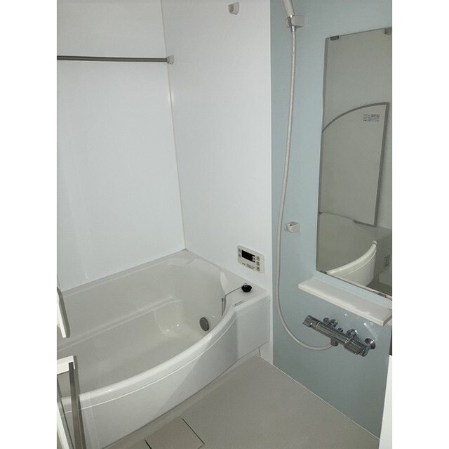 バス・シャワールーム　追焚き機能付