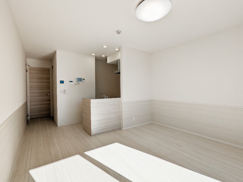 居室・リビング　図面と現状に相違がある場合には現状を優先