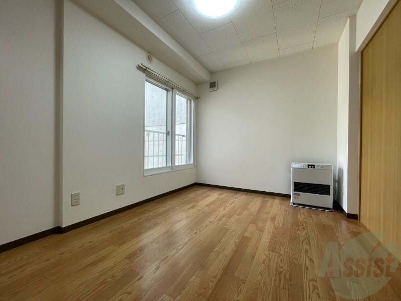 居室・リビング　広くてキレイなお部屋が広がっていて、充実した生活が送れそう。