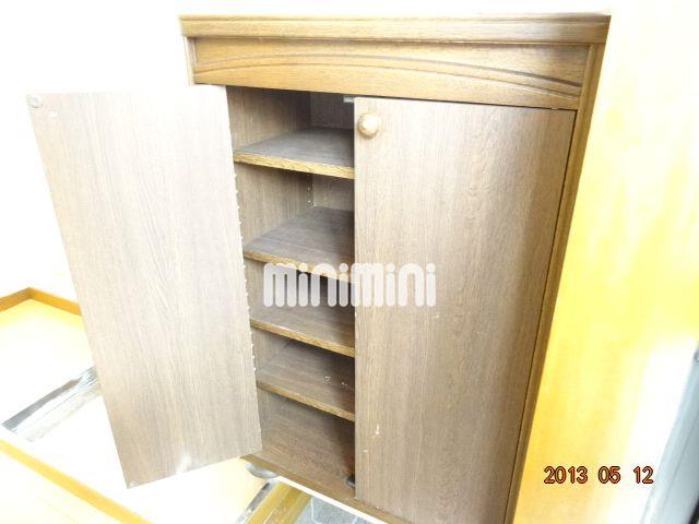 玄関　シューズボックス