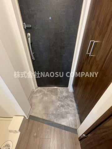 玄関　収納もある玄関です