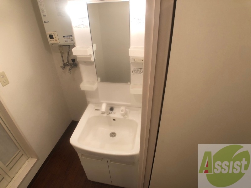 洗面設備　シャンプードレッサーで身支度もラクラクです！