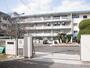 中学校　霧丘中学校（中学校）まで642m