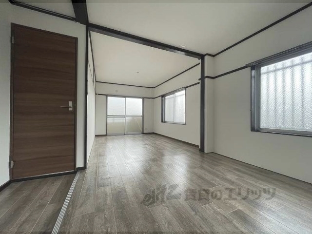 居室・リビング　リビング