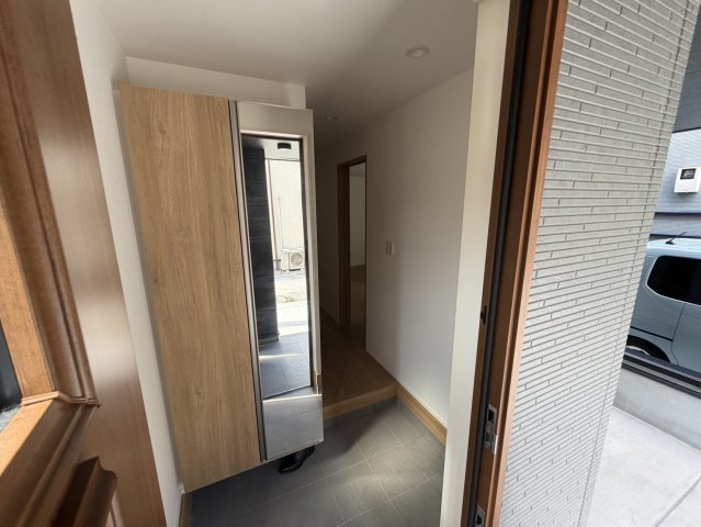 建物外観　玄関です。