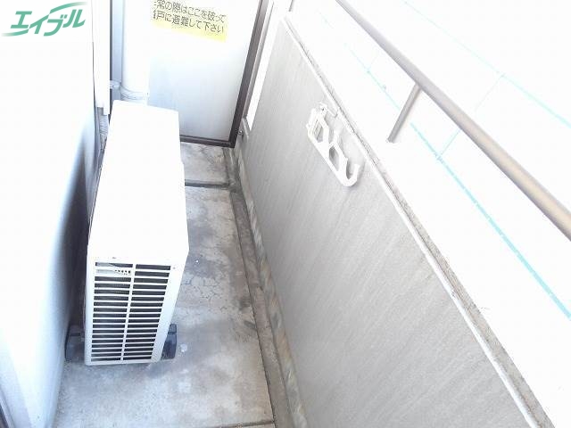 バルコニー　ゴミ置場