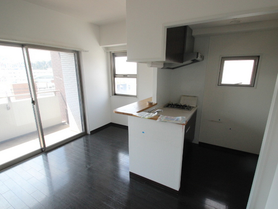 居室・リビング　※掲載写真は同マンション別部屋参考写真となります。