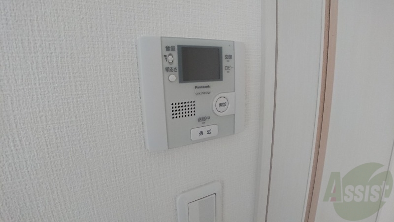 セキュリティ　ＴＶモニター付インターホンです。来客者の顔が見えるので安心！