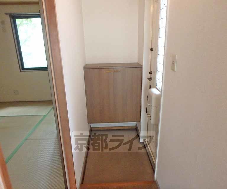 玄関　玄関ホールです