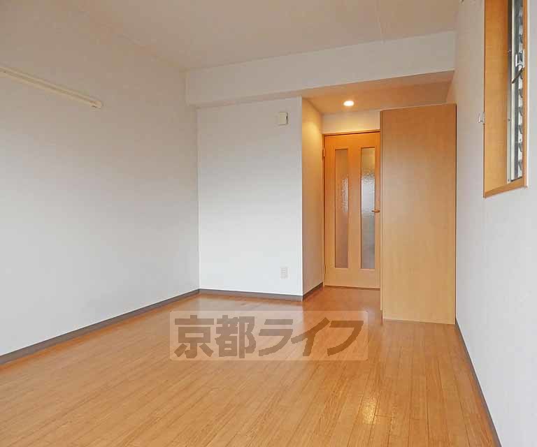 居室・リビング　綺麗な居室です。