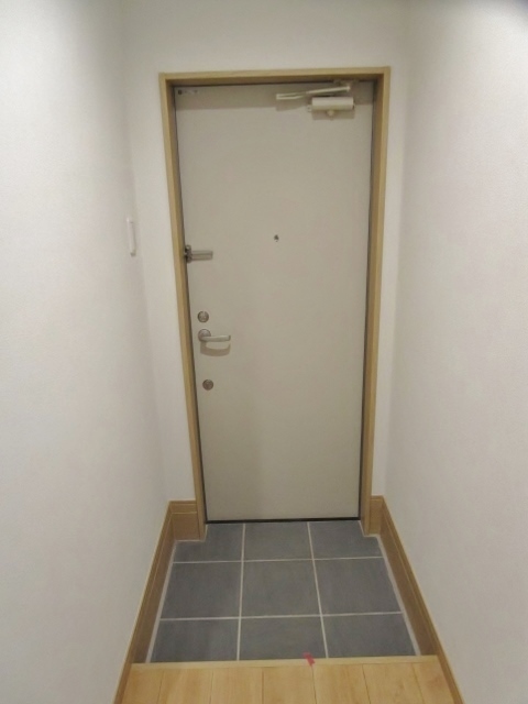 玄関　同施工会社参考写真です