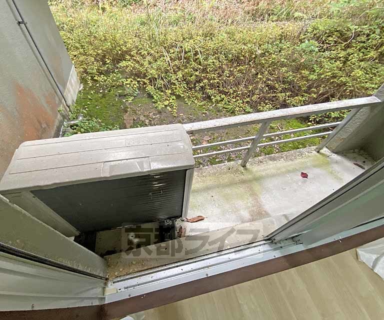 バルコニー　サービスバルコニーです。