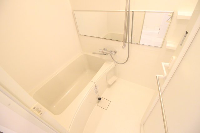 バス・シャワールーム　浴室