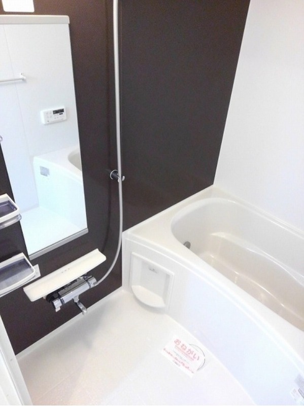 バス・シャワールーム　図面と現状に相違がある場合には現状を優先