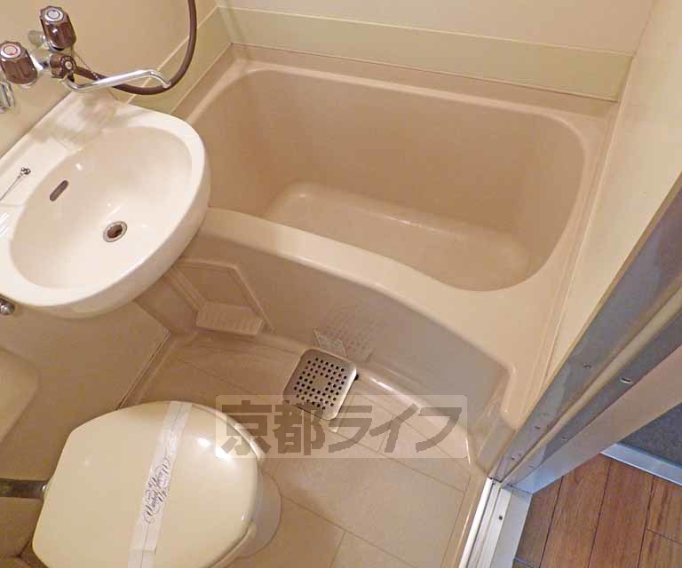 バス・シャワールーム　ユニットバスです。