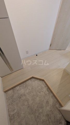 ラシクラス南行徳の玄関写真