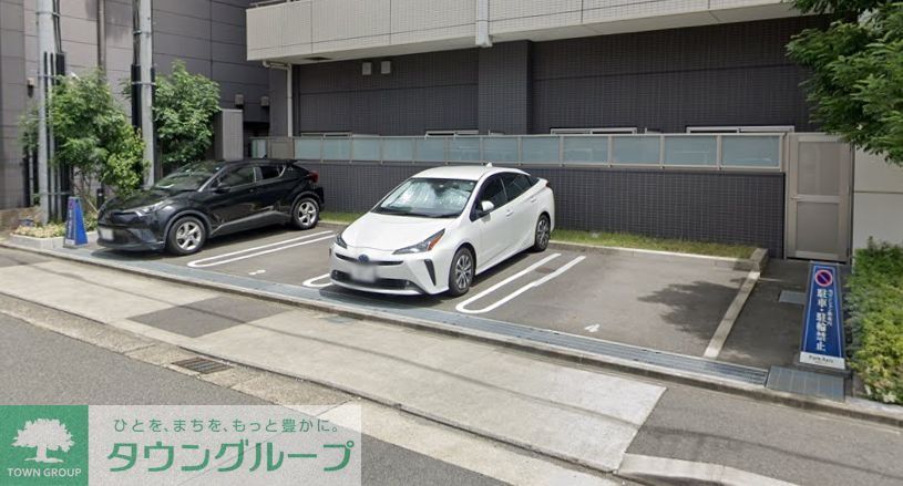 駐車場　駐車場