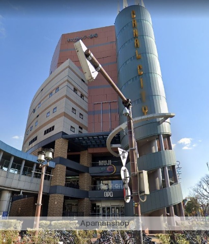 ショッピングセンター　キャナルシティ博多（ショッピングセンター）まで169m