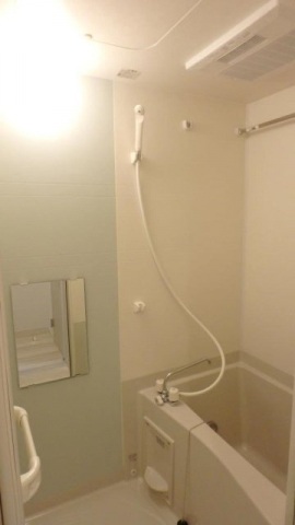 バス・シャワールーム　追炊き　浴室乾燥機