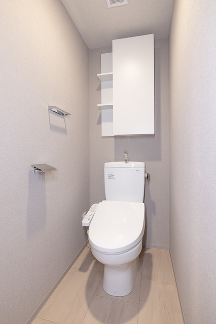 トイレ　※写真は同タイプ住戸です。