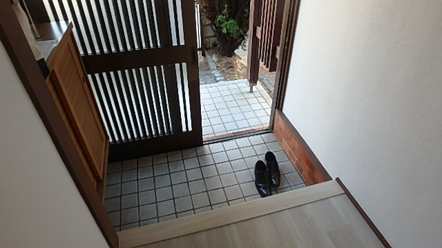 玄関