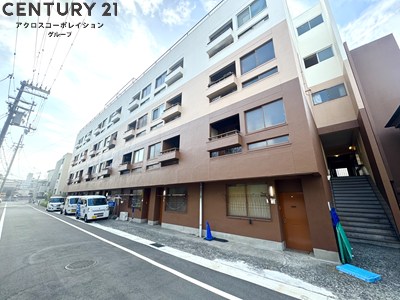 建物外観　居住者専用のごみ置き場があります。