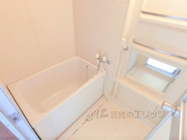 バス・シャワールーム　風呂