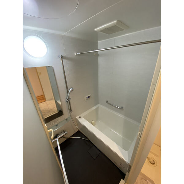 バス・シャワールーム　コンソラーレ桜川V　風呂