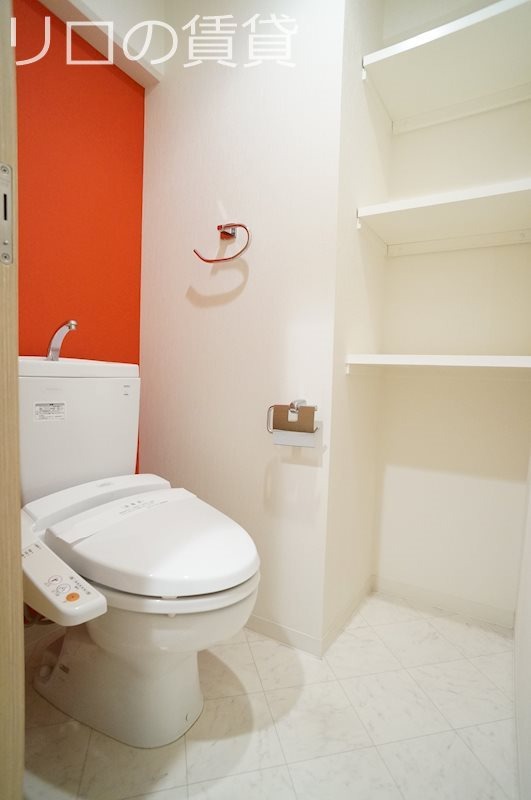 トイレ　別号室