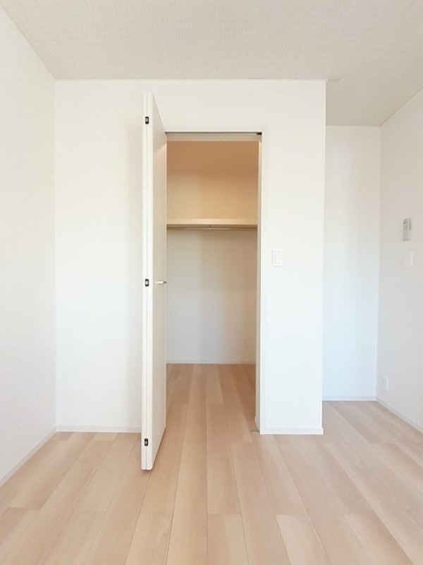 収納　図面と現状に相違がある場合には現状を優先