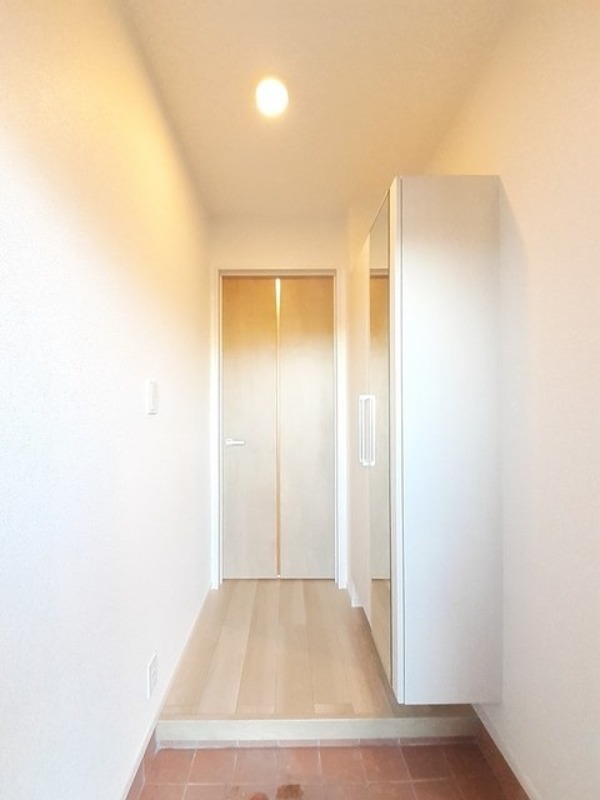 玄関　図面と現状に相違がある場合には現状を優先